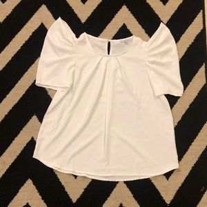 Short sleeve white blouse